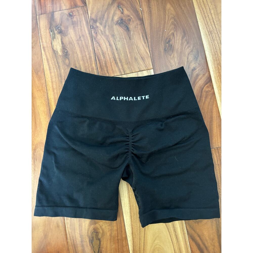 Alphalete Amplify Biker Shorts Black Scrunch Butt Size Small